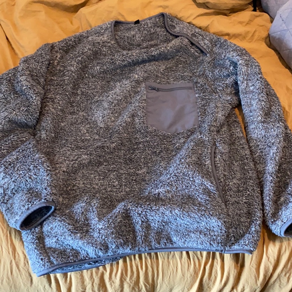 Uniqlo men’s m sweater